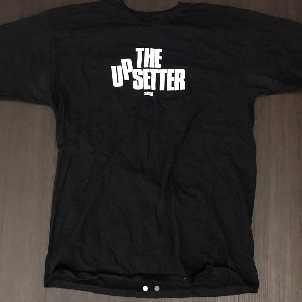 The UpSetter C’monwealth tee size Large